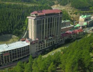 Vous souhaitez acheter des actions de Monarch Casino & Resort (MCRI), Expliqué